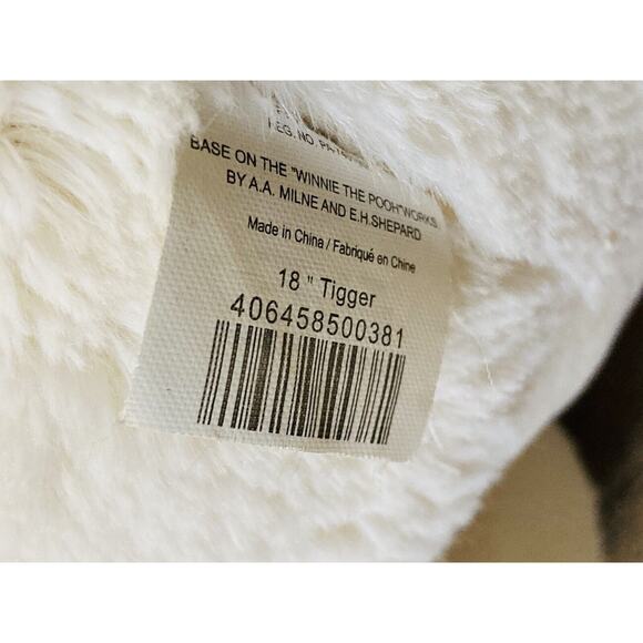 Disney Store 18" Winnie The Pooh Tigger & Eeyore Plush Cream & Gold Hoop Canada - Picture 9 of 10